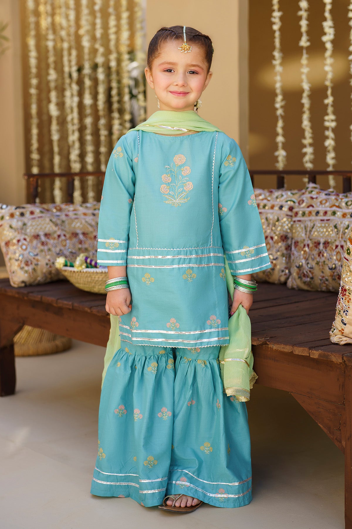 Kids Group Traditional Dress at Rs 700/piece | Traditional Dresses in Delhi  | ID: 11799282855